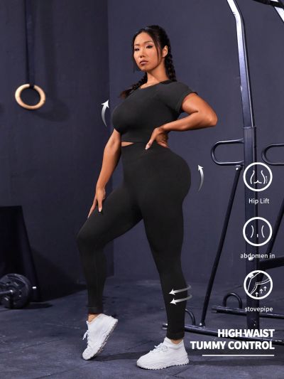 Plus Size Women'S Sporty Short-Sleeved T-Shirt And Leggings Set