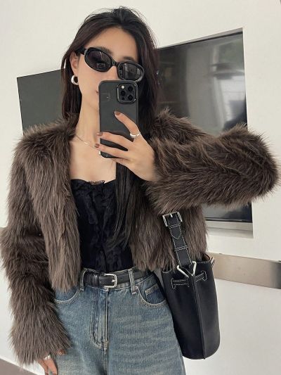 DAZY Solid Color Short Plush Coat