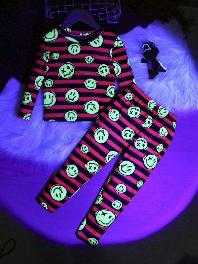 SHEIN Boys' Smile Face Striped Pattern Long Sleeve Round Neck T-shirt And Pants Sleepwear Set