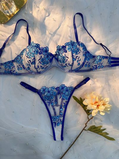 Women's Floral Embroidery Underwear Set