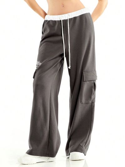 Forever 21 Women's Casual Color-Blocking Waist Belt, Letter Printed And Pocketed Utility Shorts