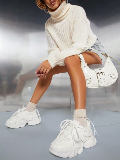 Women's Sports Shoes