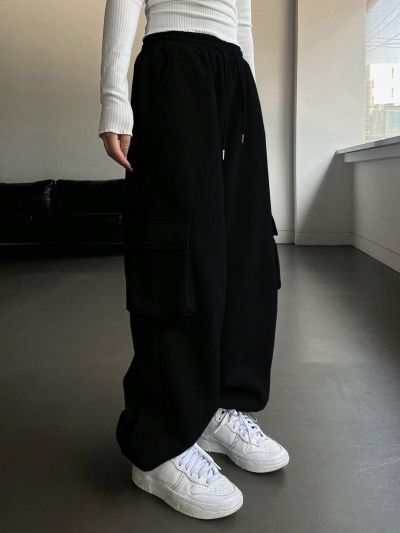 DAZY Ladies' Drawstring Waist Workwear Cargo Shorts With Pockets