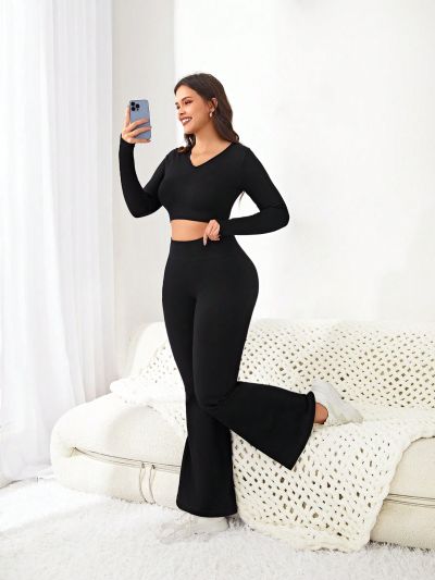 Yoga Basic Women Plus Size Solid Color V Neck Slim Fit Top And Bell Bottom Pants Sportswear Set