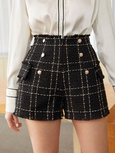 SHEIN BIZwear Women's Black Plaid Shorts