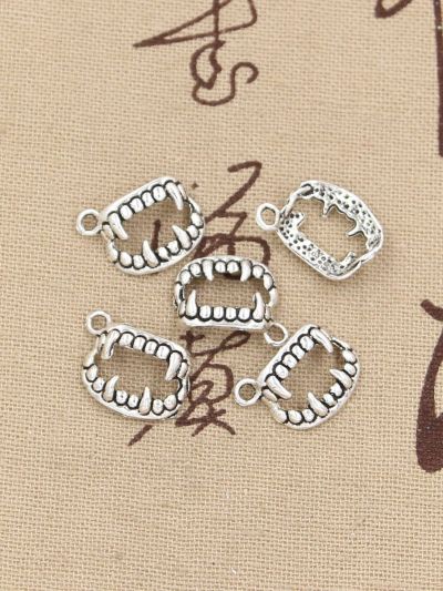 20Pcs Charms Vampire Dracula Fangs Teeth Halloween Antique Silver Color Pendants Making DIY Handmade  Finding Jewelry