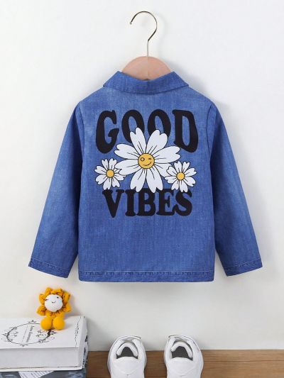 SHEIN Kids SUNSHNE Little Girls' Alphabet & Daisy Printed Fashionable Denim-look Jacket With Make-believe Jeans Print