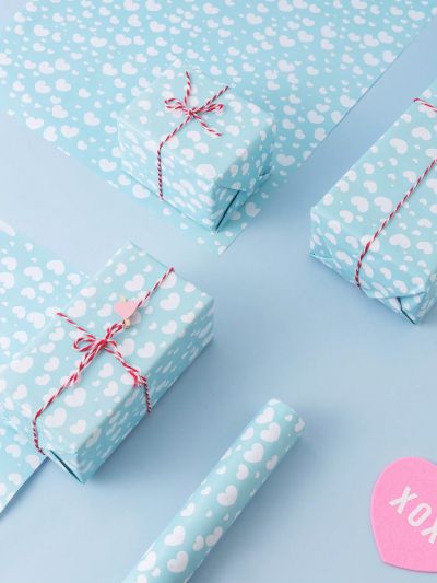 SHEIN Basic living 5pcs Sky Blue Love Heart Valentine'S Day Mother'S Day Birthday,Anniversary,HolidayGiuft, Gift Box Decoration, Gift Wrapping Paper, Easy-To-Cut