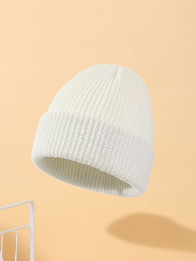 Outdoor Leisure Solid Color Basic Knitted Beanie