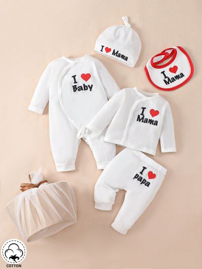 SHEIN Baby Boy Casual Gift Box Set With Fun Heart & Mom Or Dad Lettering