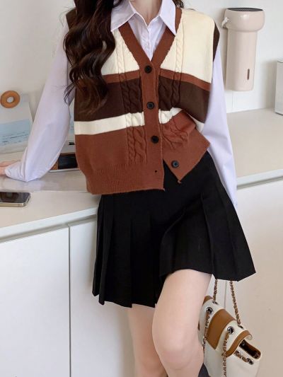 Colorblock Button Front Cable Knit Sweater Vest