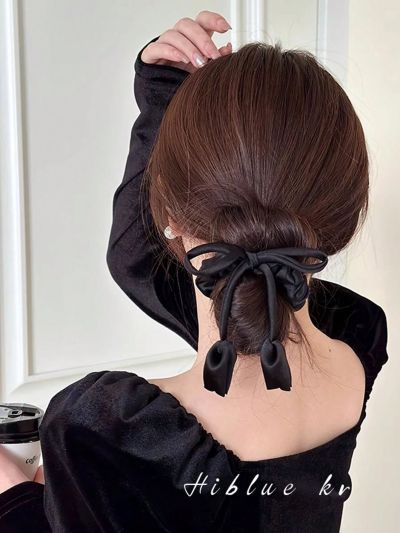 Set Of Satin Tulip Bud French Scrunchies