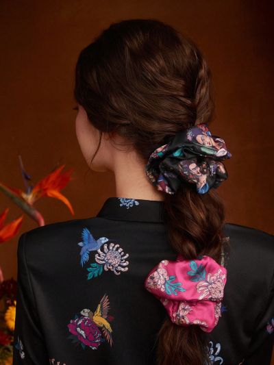 Frida Kahlo X SHEIN 2pcs Women Graphic Fashion Scrunchie For Daily Life