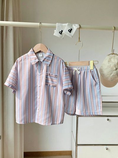 SHEIN Kids SUNSHNE 2pcs Young Boys' Color Blocking Striped Short Sleeve Polo Shirt And Shorts Set For Vacation, Party, School And Home, Spring And Summer