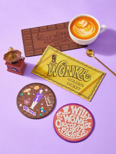Willy Wonka and the Chocolate Factory X SHEIN 4pcs/set Letter & Cartoon Pattern Coasters