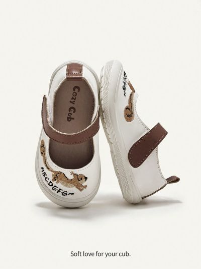 Cozy Cub Cute And Fun Fox Pattern Embroidered Baby Mary Jane Shoes