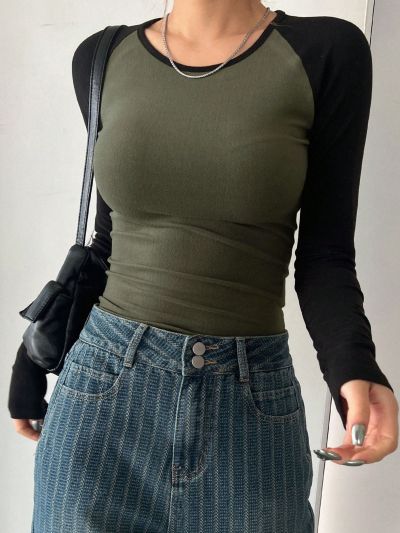 DAZY Women Fashionable Daily Slim Fit Inserted Shoulder Long Sleeve T-Shirt