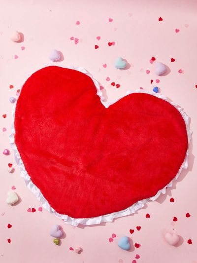PETSIN Valentine's Day Red Heart Shaped Plush Pet Bed