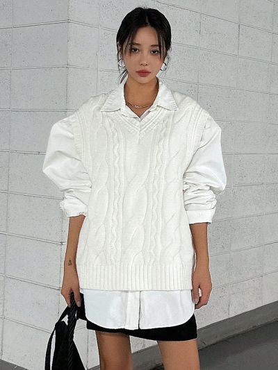 DAZY 1pc Cable Knit Sweater Vest