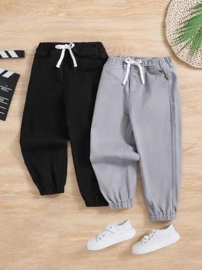 SHEIN Young Boy Casual Fashionable Water Washed All-Cotton Comfortable Denim Pants 2pcs/Set Outfit