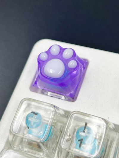 1pc Cute Anti-scratch Translucent Purple Abs Resin Cat Paw Design Keycap For Mechanical Keyboards Decoration