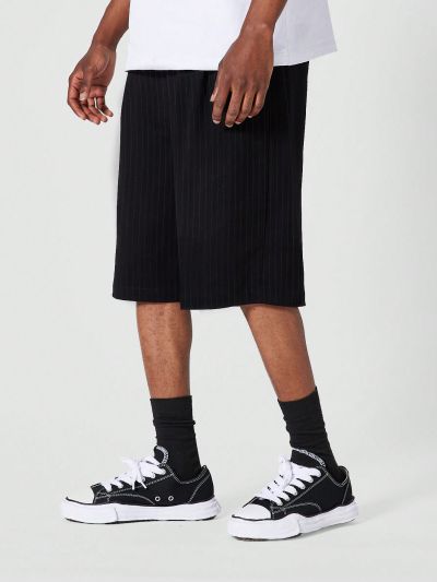 SUMWON BERMUDA LENGTH PINSTRIPE SMART SHORT