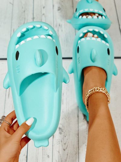 Fashionable & Fun Shark Shaped Thickened Sole One-piece Plastic Slippers