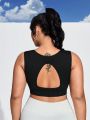 Yoga Futuristic Plus Size Women's Solid Color Hollow Out Back Cutout Sports Bra