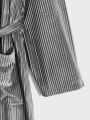 Men Dual Pocket Belted Velvet Lounge Robe