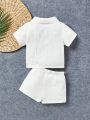 SHEIN Newborn Baby Boy Coconut Tree Print Top And Solid Color Shorts Set