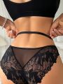 Women's Lace Triangle Panties With Bow Decoration