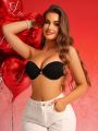 Women'S Strapless Bra With Heart-Shaped Buckle