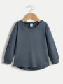 SHEIN Young Boy's Casual Comfortable Solid Color Thin Long Sleeve T-Shirt