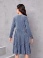 SHEIN Kids Nujoom Girls' Loose Vintage Striped Velvet Round Neck Layered Long Sleeve Dress