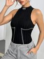 SHEIN Coolane Contrast Stitching Stand Collar Sleeveless Bodysuit