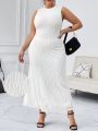 SHEIN Privé Plus Size Women’s Textured Sleeveless Maxi Dress