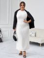 SHEIN Privé Plus Size Women’s Textured Sleeveless Maxi Dress