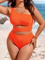 SHEIN Swim Basics Plus Size Monochrome Asymmetric Neckline Bikini Top And Swimsuit Set With Swim Shorts