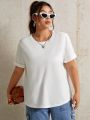 SHEIN Women's Plus Size Solid Color Short Sleeve T-shirt