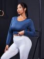 Plus Size Women'S Seamless Beauty Back Sport T-Shirt With Long Sleeves