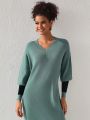 GOUGHS GRACES Color Blocking Batwing Sleeve V-Neck Sweater Dress