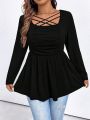 SHEIN LUNE Plus Size Solid Color Criss Cross Hollow Out Pleated T-shirt