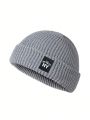 Vitoria Brayner Street Fashion Outdoor Letter Pattern Patch Knitted Hat