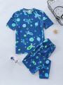 SHEIN Kids Nujoom Boys' Night Glowing Rocket & Stars Printed Short Sleeve T-Shirt And Long Pants Outfit