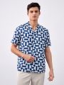 Manfinity Homme Men's Printed Woven Loose-Fit Casual Short Sleeve Shirt