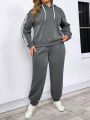 SHEIN LUNE Plus Size Color Blocking Drawstring Hoodie And Joggers Two Piece Set