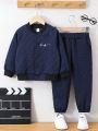 SHEIN Kids EVRYDAY Young Boy Letter Embroidery Raglan Sleeve Quilted Bomber Jacket & Sweatpants