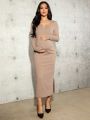 SHEIN Maternity Solid Color Split Hem Long Sleeve Dress