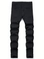 Manfinity Men's Fashionable Letter Embroidered Jeans