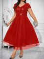 SHEIN Privé Plus Size Women's Glitter Sequin Patchwork Cape Sleeve Dress